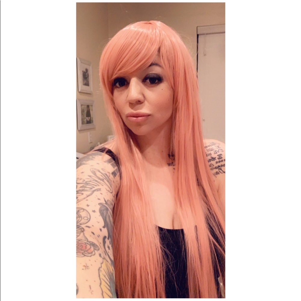 Pretty pink Cosplay wig